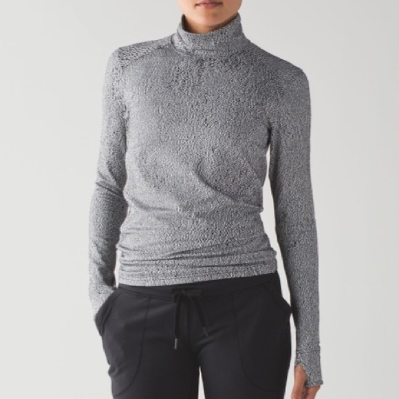 lululemon athletica Tops - Lululemon Ready To Rulu Turtleneck Spray Jacquard White Black Size 10/12